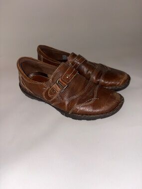 Earth Origins Brown Casual Leather Slip-On Loafers